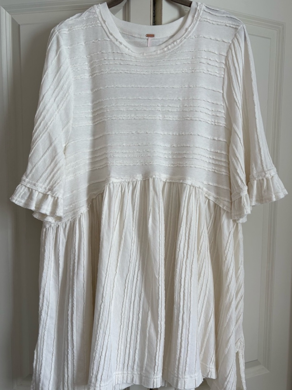 Free People Cream Textured Ruffle-Sleeve Babydoll Tunic